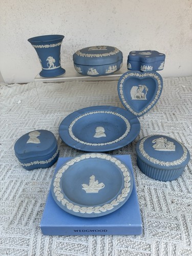 Wedgwood jasper ware - wedgwood, on