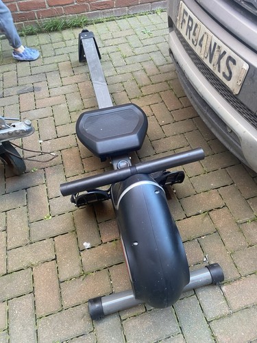 Rowing machine - rowing,