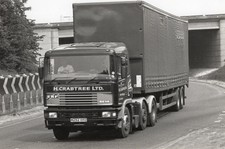 B/W PHOTO: H CRABTREE LTD ERF EC14 ARTIC CURTAINSIDE TRAILER - M292 XKD