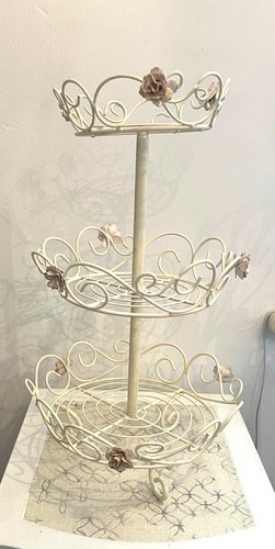 Metal tier cake - metal,