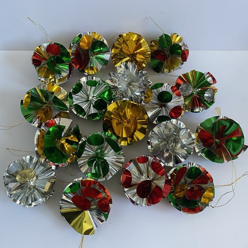 Vintage foil pom - vintage,