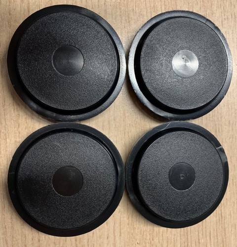 Large black castor cups - 4,