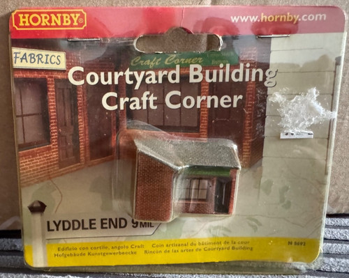 Gauge lyddle end - building,