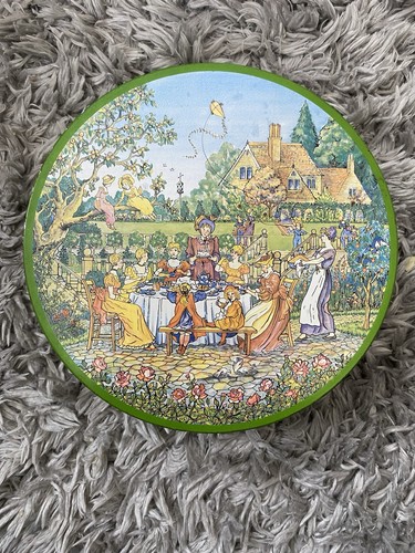 Naughty vintage huntley - naughty,