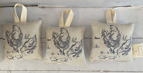 Emily bond chickens - bond, fabric