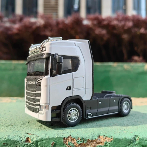 Scania white diecast - 1:50,