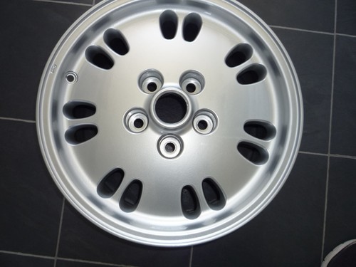 Jaguar kiwi alloy wheel xjs - kiwi,
