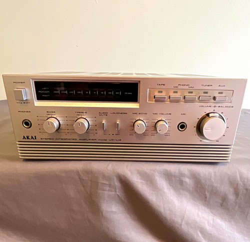 Akai stereo integrated - uc-u4,