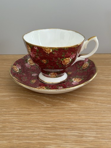 Royal albert ruby lace tea - ruby, cup