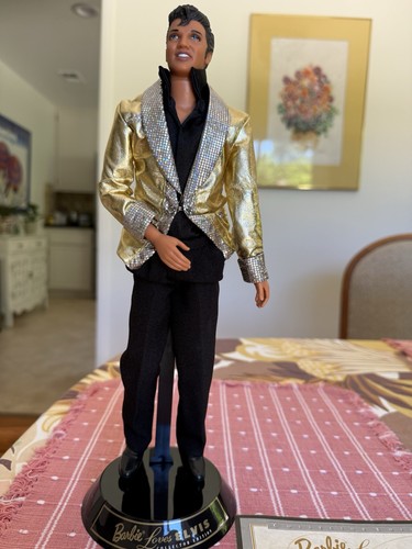 Elvis presley authentic figure - elvis,