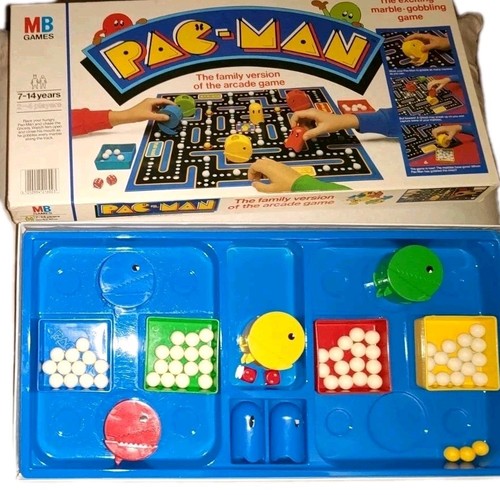Vintage pac man - board, retro