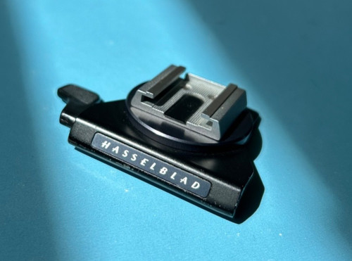 Hasselblad attachment flash - hasselblad,