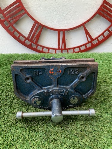 Vintage woden 192 - woden, made
