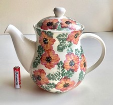 Ben Thomas Porcelain Teapot