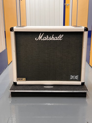 Harley benton amp - iso,