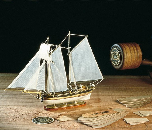 Amati 300 scale hannah - 1/300, ship