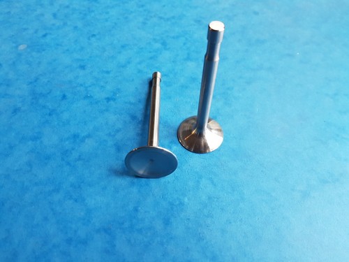 Triumph t21 3ta inlet - ,