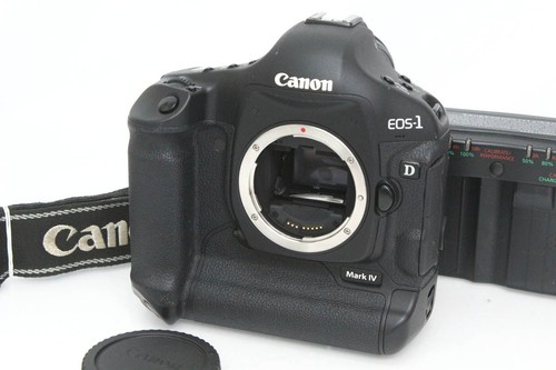 Canon eos mark - body, lens