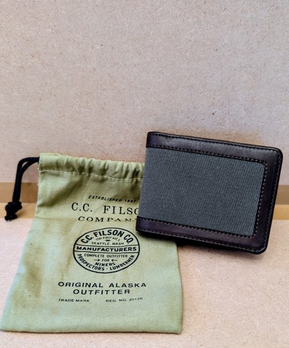 Filson outfitter wallet made - wallet,