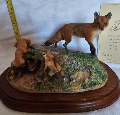Border fine arts fox - border,