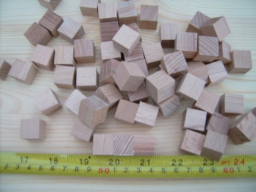 20x wood cubes - cubes., /