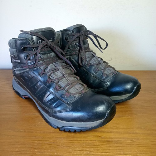 Berghaus walking hiking boots - berghaus,