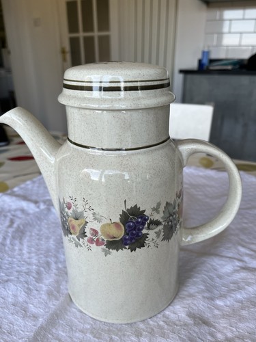 Royal doulton vintage - royal,