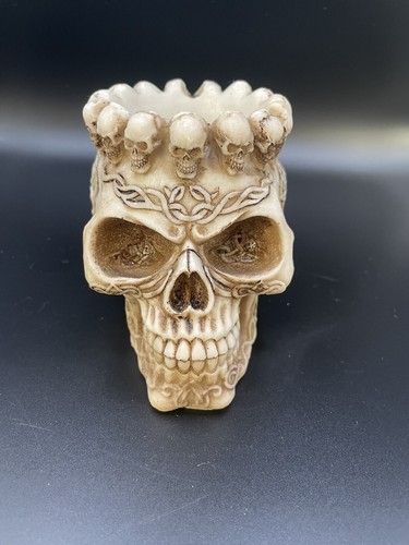 Skull ashtray gothic - ashtray,