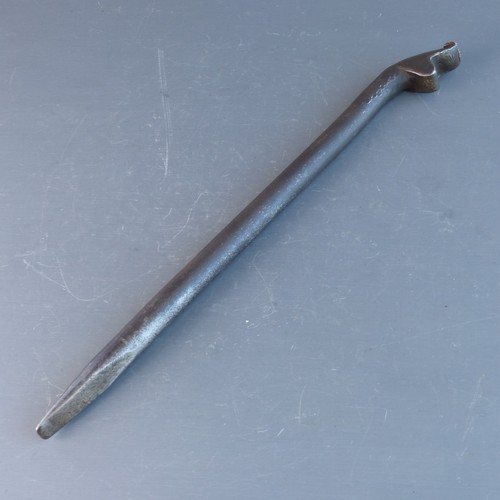 Vintage tyre iron lady - 16",