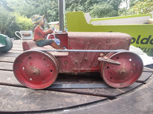 Triang tractor steel - no.2,