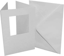 10 White Tri-Fold Square