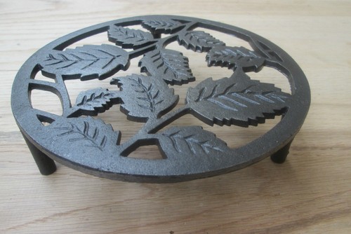 Cast iron trivet pot - trivet,