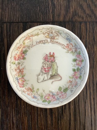 Vintage royal doulton brambly - doulton,