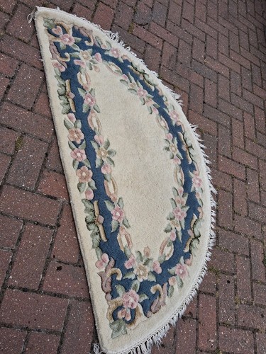 Lovely chinese half moon - lovely,