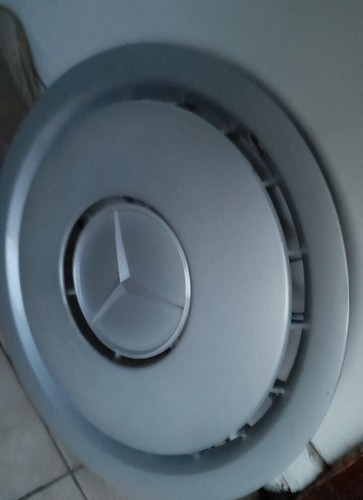 Mercedes hub cap - hub, wheel
