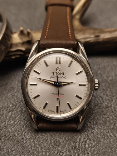 Rear vintage titoni airmaster - vintage,