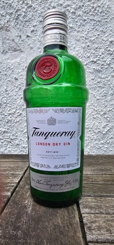 Empty tanqueray london dry - london,