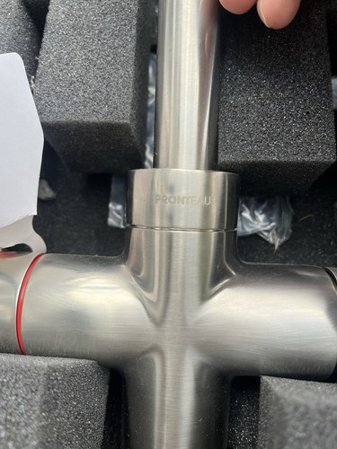 Brand new pronteau - new,