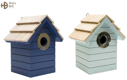 Henry bell beach hut - henry,