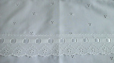 VINTAGE Pretty White Broderie