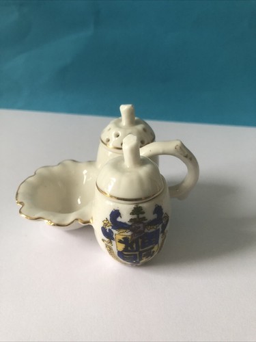 Bournemouth crested china - crested,
