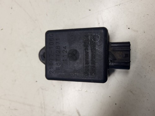Kawasaki zr750 relay 2001 z750 - kawasaki,