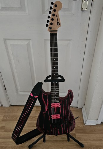 Charvel electric guitar - electric,