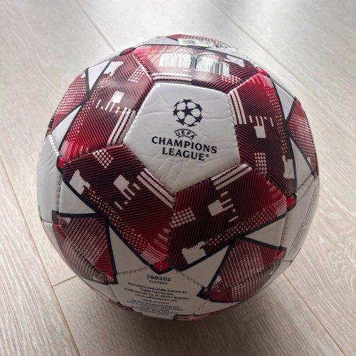 Uefa champions league size - champions,