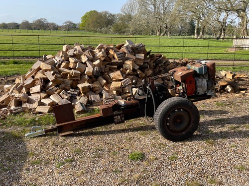 Log splitter diesel powered - log,