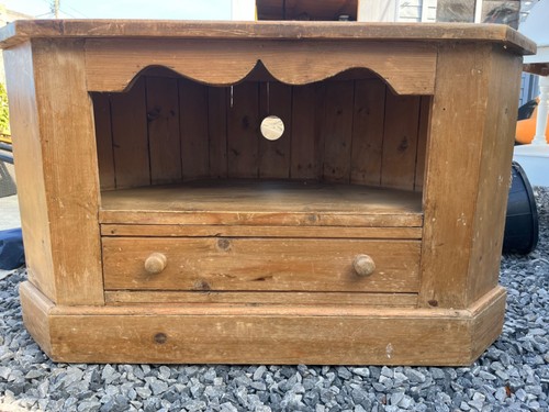 Solid wooden pine corner - pine, tv