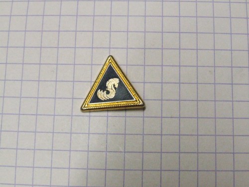 Pin logo beneteau boat - pin's,