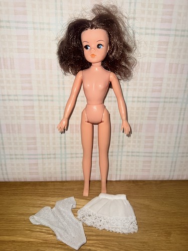 Vintage dark hair - vintage, pedigree