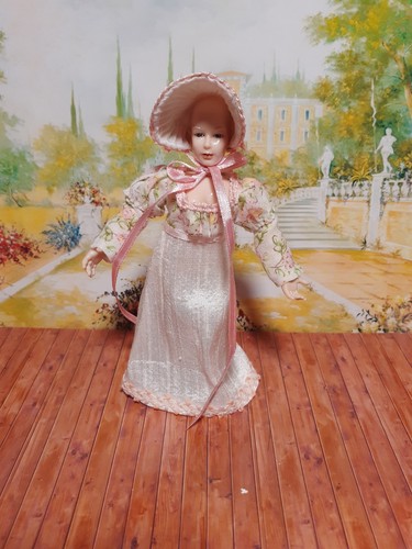 Dollhouse regency dress - 1/12,