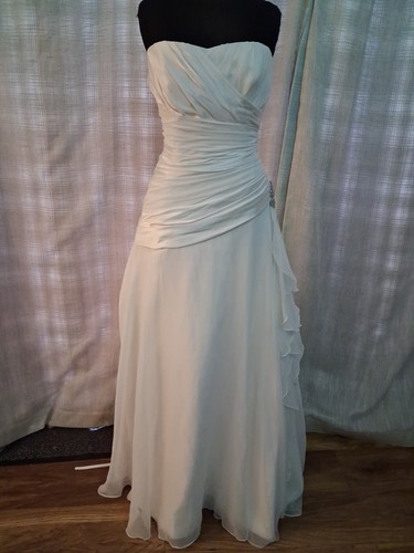 Wedding dress size ivory - 14,